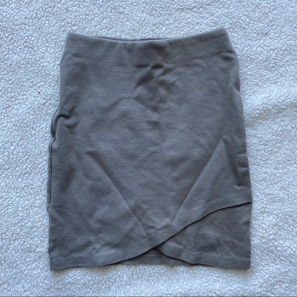 Talula (aritzia) pencil skirt - Picture 1 of 2